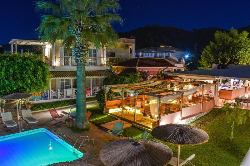 Lejlighedshotel Aeolos Boutique & Kalamákion