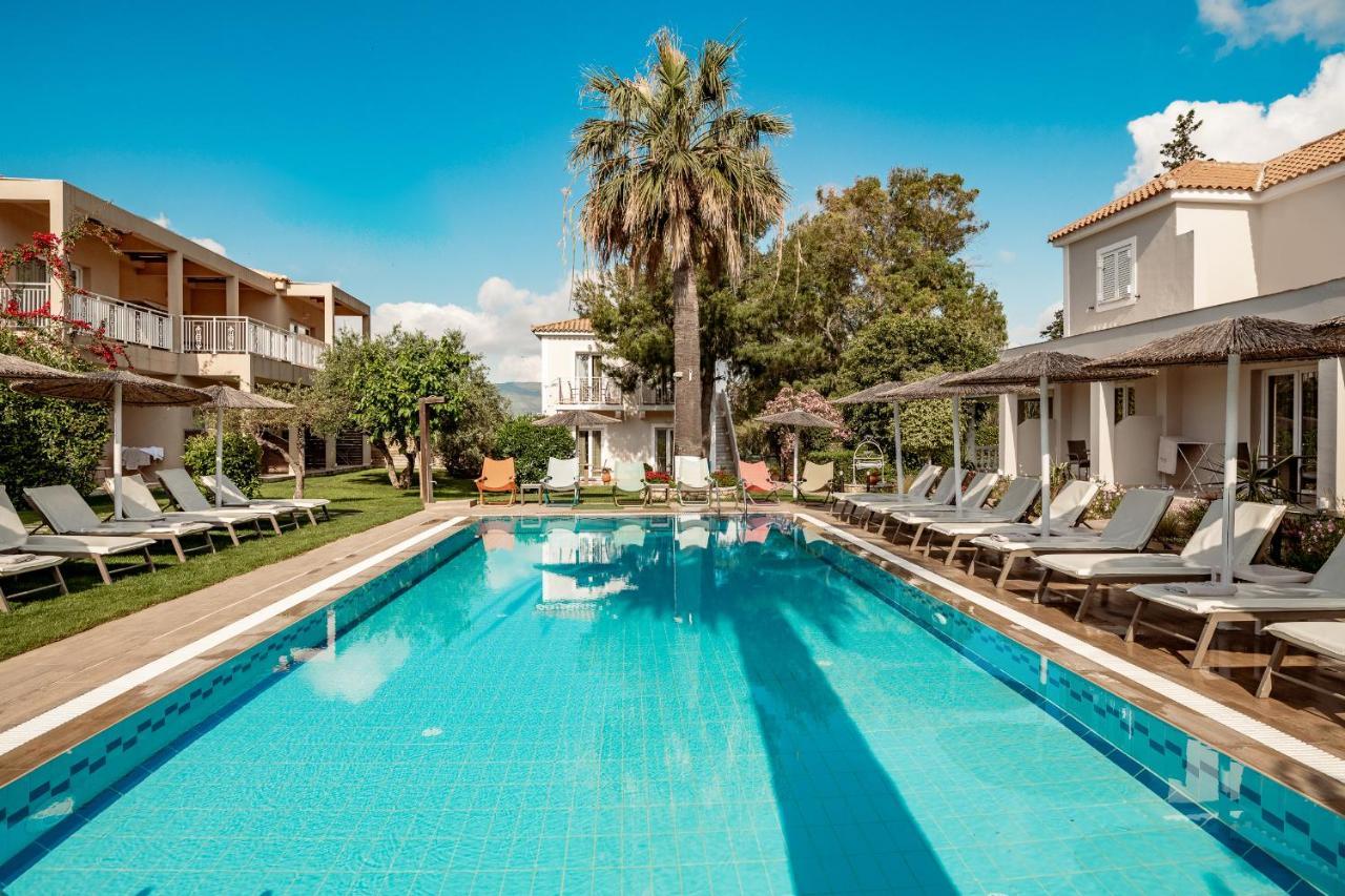Aeolos Boutique & 4* Kalamákion