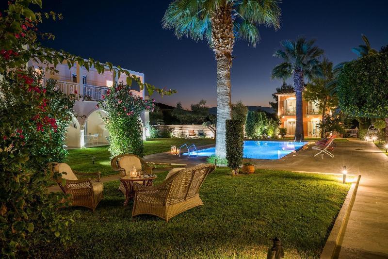 Aeolos Boutique & Hotel apartamentowy 4*